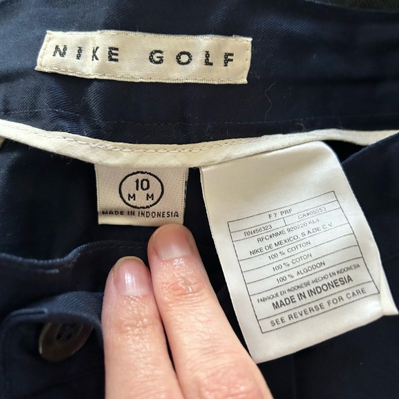 Vintage Nike Golf Navy Blue High‎ Waisted Shorts Womens size 10 - Picture 6 of 6